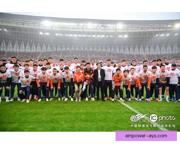 中国足球超级联赛新赛季揭幕战激烈上演 多支强队竞争冠军荣誉